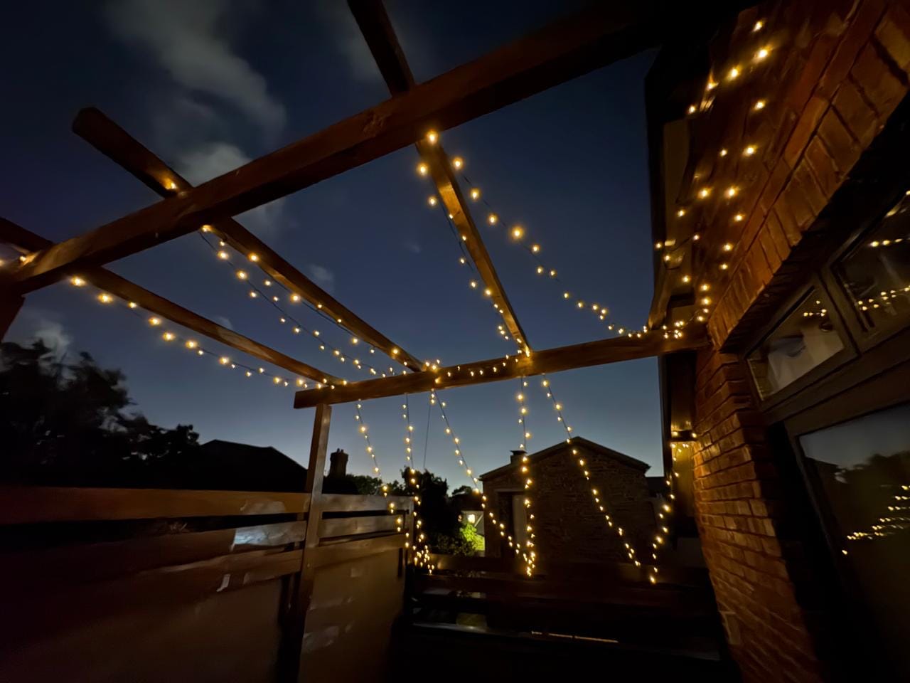 Customer photo review of Black String Solar Fairy Lights