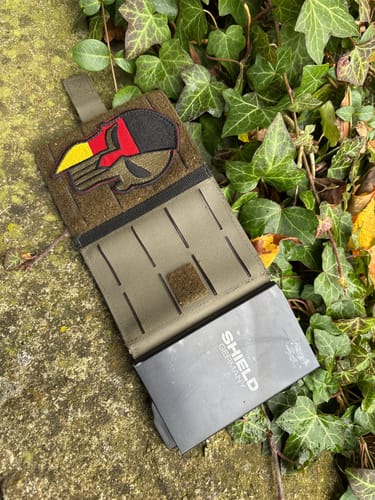 Dennis G. review of Tactical Wallet First Edition- Steingrau Oliv image 2 out of 2