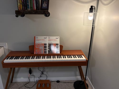 Customer photo review of Donner DDP-80 Wooden Digital Piano