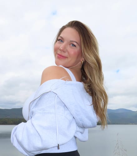 Customer photo review of Weightless Shampoo & Conditioner Set