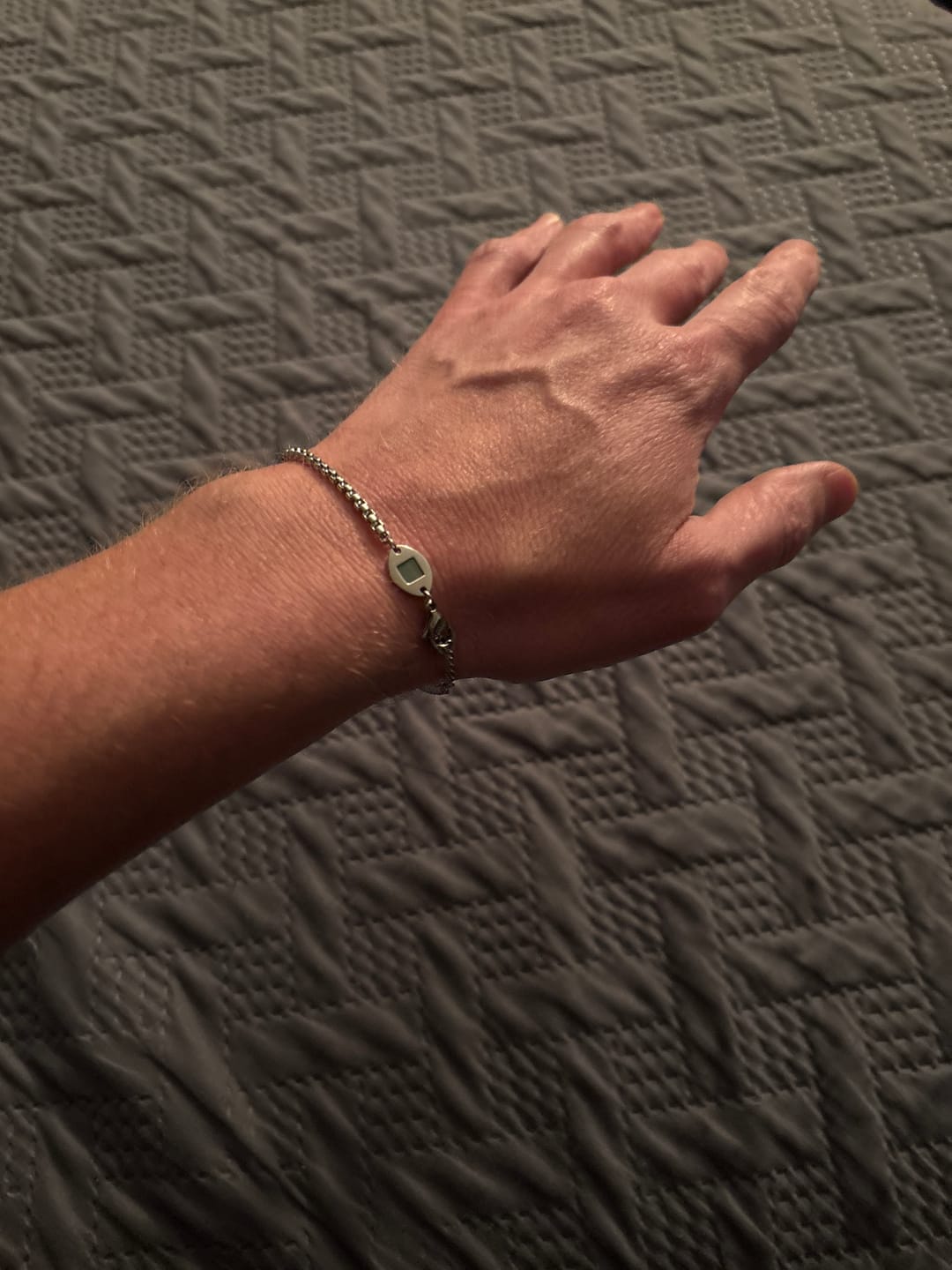 Customer photo review of Box Bracelet - 3mm