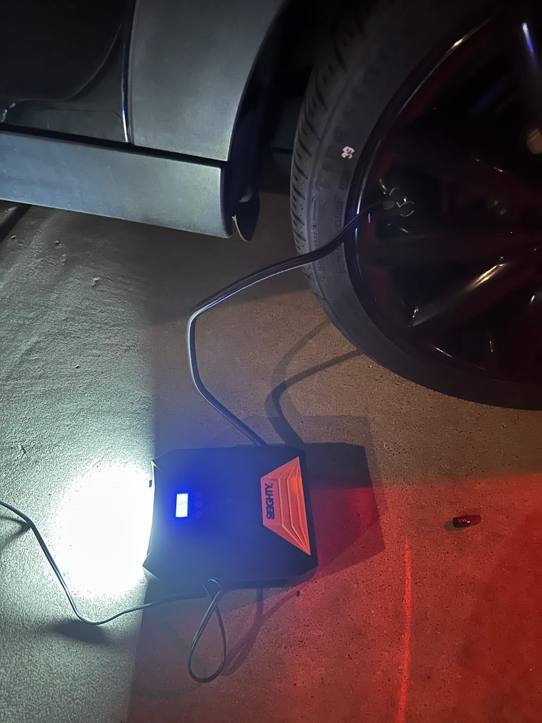 Customer photo review of 80Eighty® Tire Inflator