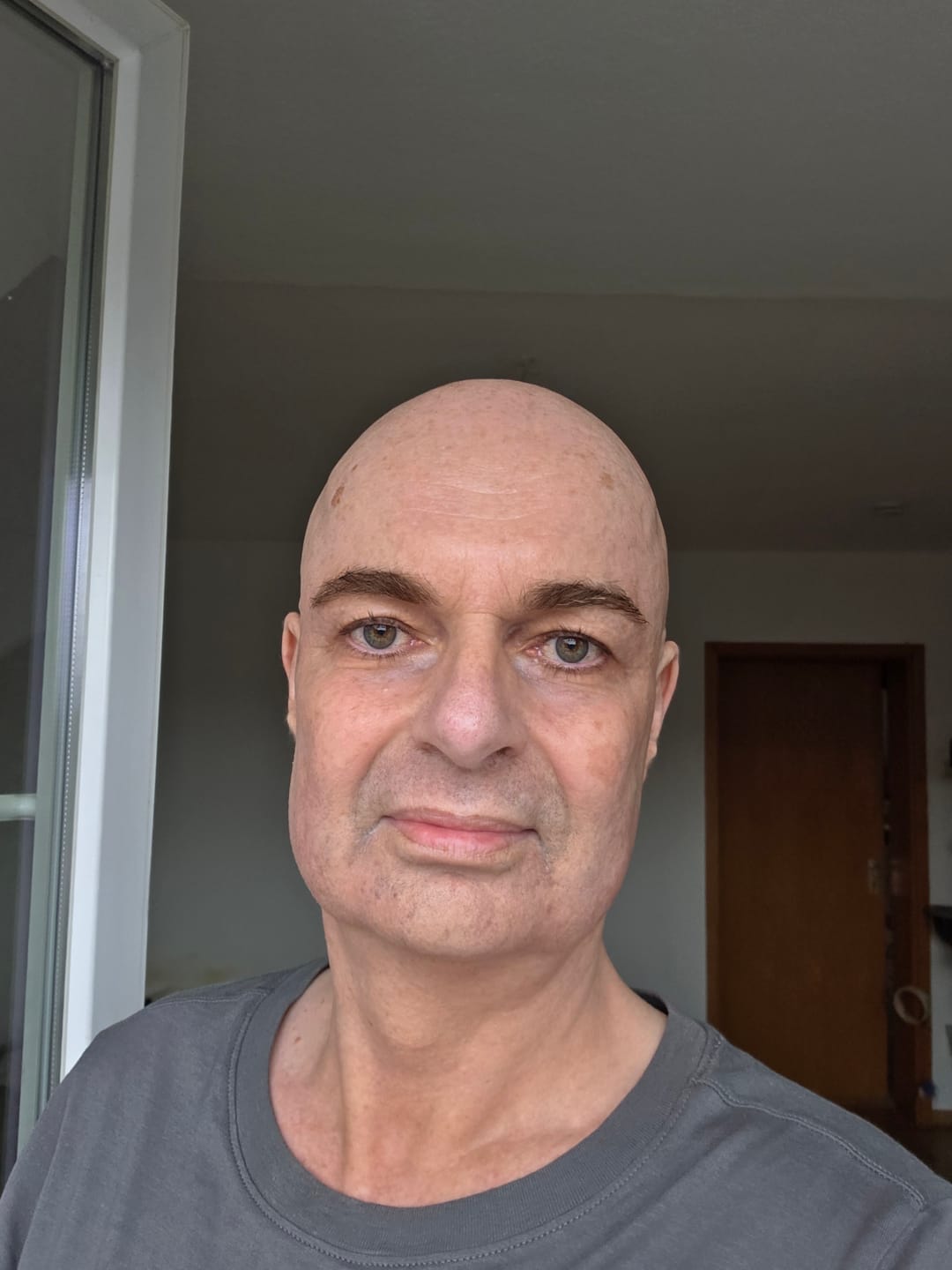 Customer photo review of BROWCOCA!NE - Augenbrauenserum