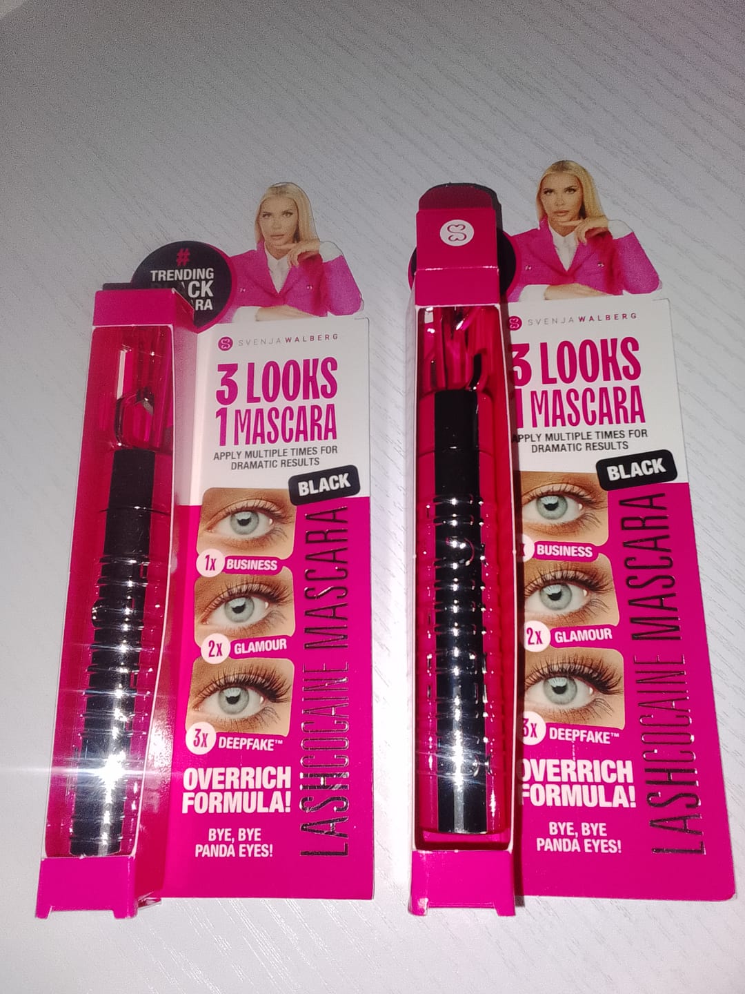Customer photo review of LASHCOCA!NE MASCARA BLACK