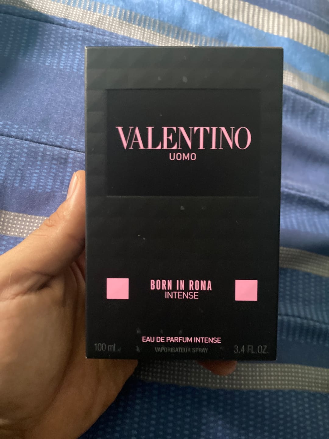 Customer photo review of Perfume Valentino Uomo Born in Roma Intense 100ml EDP