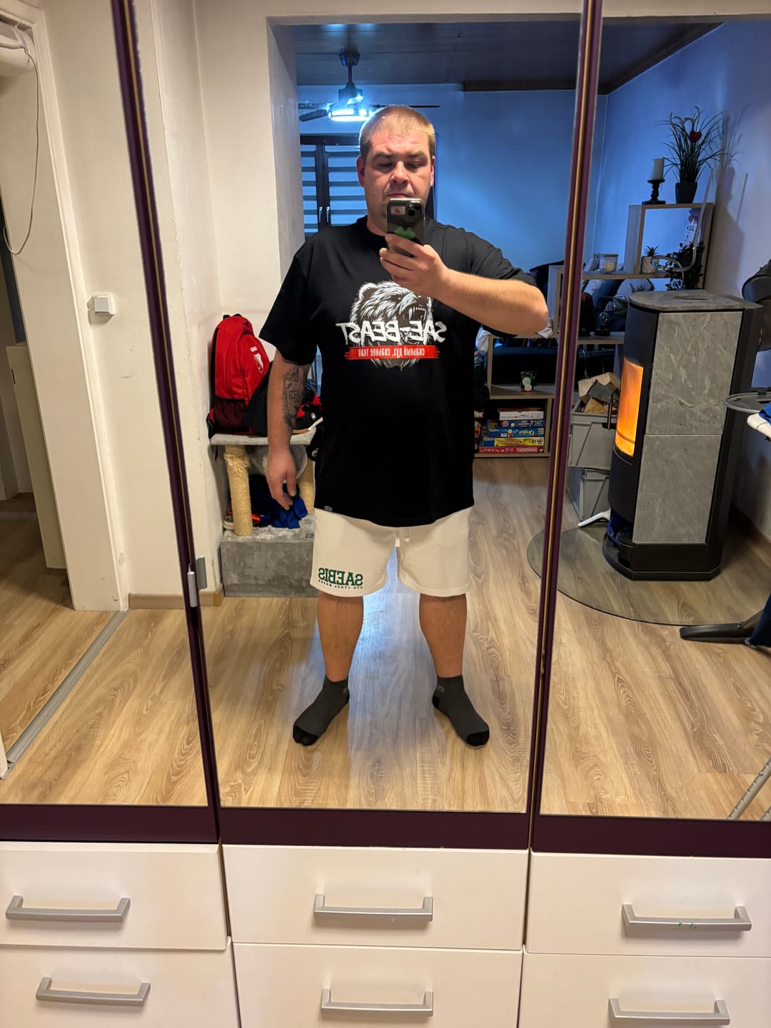 Customer photo review of SAE-BEAST Herren Oversized T-Shirt schwarz by SAEBIS®