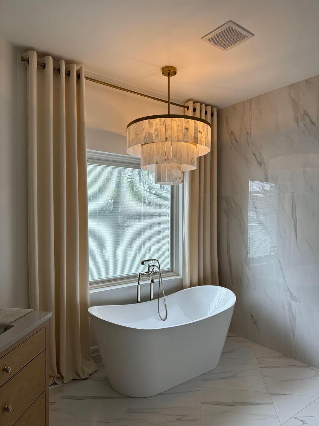 Customer photo review of WOMO Tiered Round Alabaster Chandelier-WM2853
