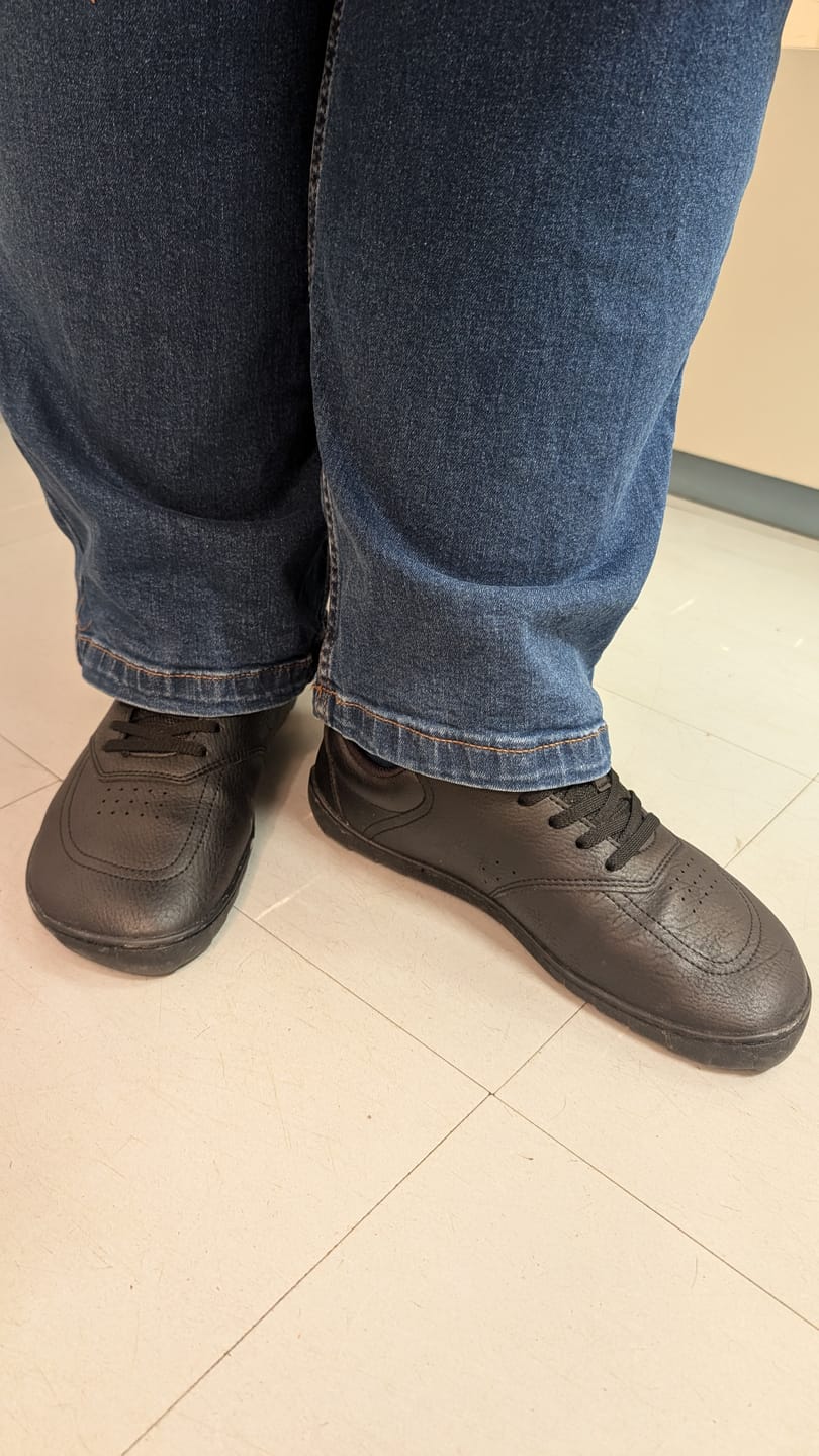 Customer photo review of Vaistoa Katu 2 -paljasjalkasneakerit