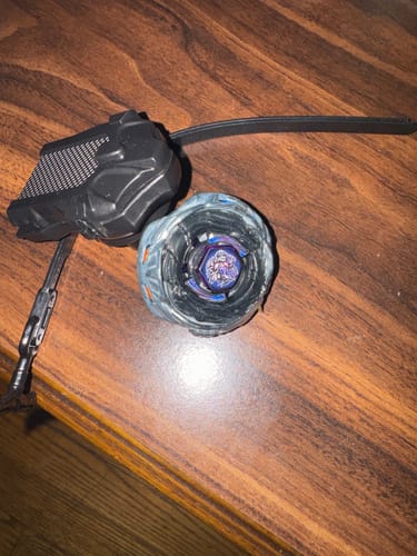 Customer photo review of Takara Tomy Diablo Nemesis Beyblade Metal Fury BB-122 X:D 4D - With Launcher