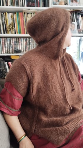 Customer photo review of Pull capuche Calypso - Chocolat