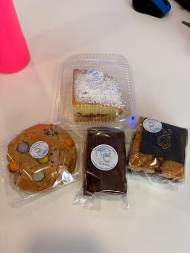 Karen M. review of HiK9 Bed with Black Mesh Cover image 1 out of 2