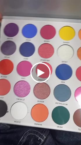 Customer video review of PALETA DE SOMBRAS HAWAII | MAKEUP EXPERT