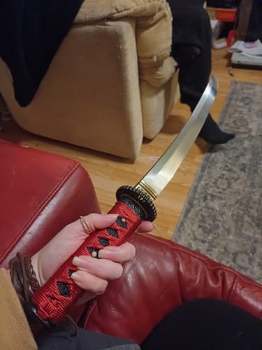 Customer photo review of Crimson Samurai Tanto
