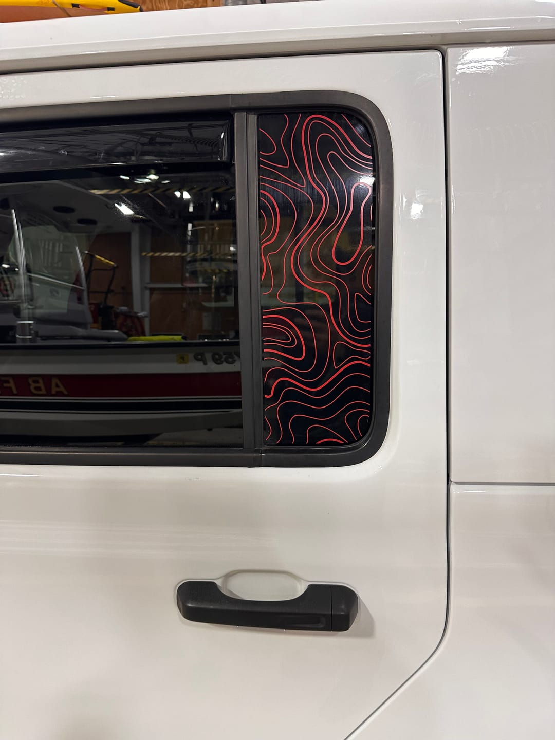 Customer photo review of Topographic Window Graphic for Gladiator JT and Wrangler JLU | Set of 2