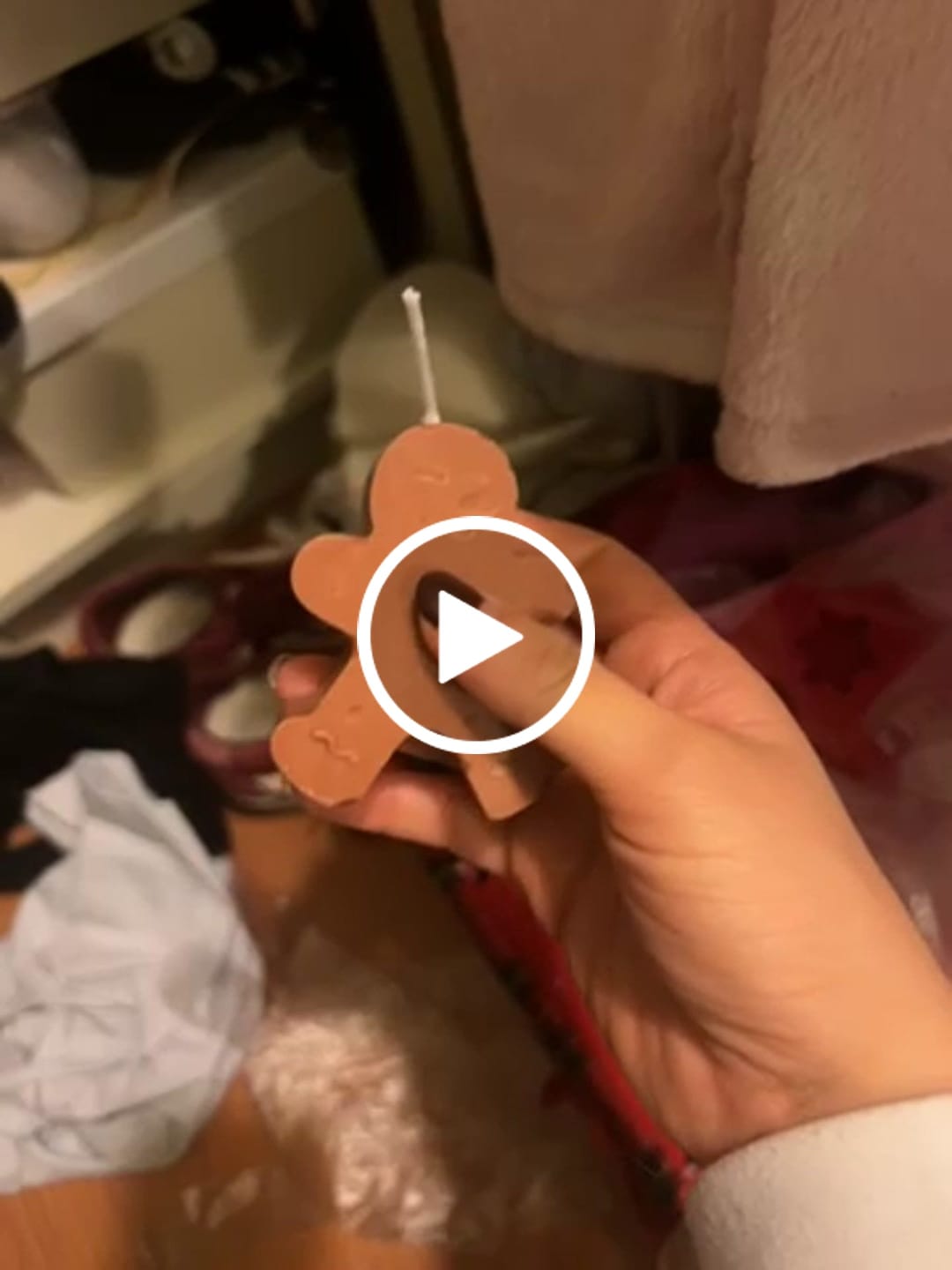 Customer video review of Colorante líquido para velas MARRÓN