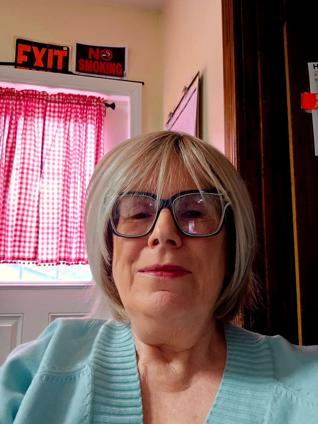 Customer photo review of SAVING GRACE - Paparazzi Blonde