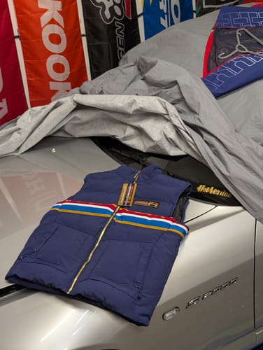 Customer photo review of 1986 Honda F1 Team Vest