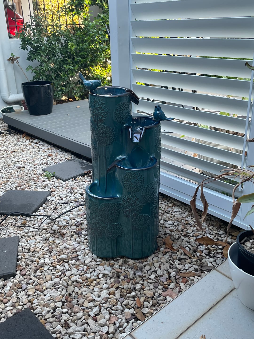 Customer photo review of Dandelion Embossed 4-Tier Ceramic Fountain