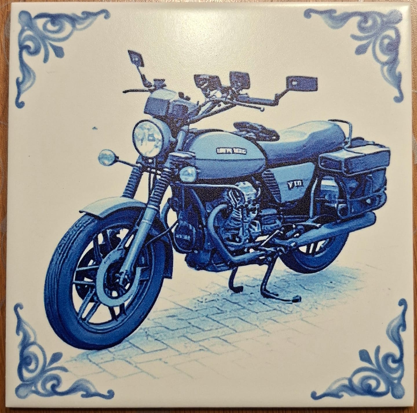 Customer photo review of Delfts Blauw tegeltje bedrukken met eigen motor