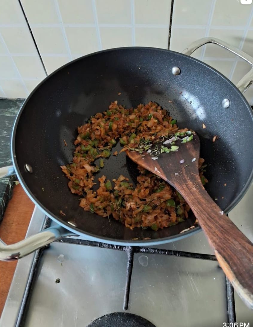 Customer photo review of Ceramic Kadai (2.5 L)
