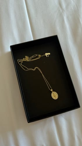 Customer photo review of Miracle Necklace - Gold