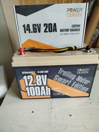 Customer photo review of Batterie LiFePO4 12V 100Ah Basse Température de Power Queen avec Bluetooth pour les Moteurs de Pêche à la Traîne