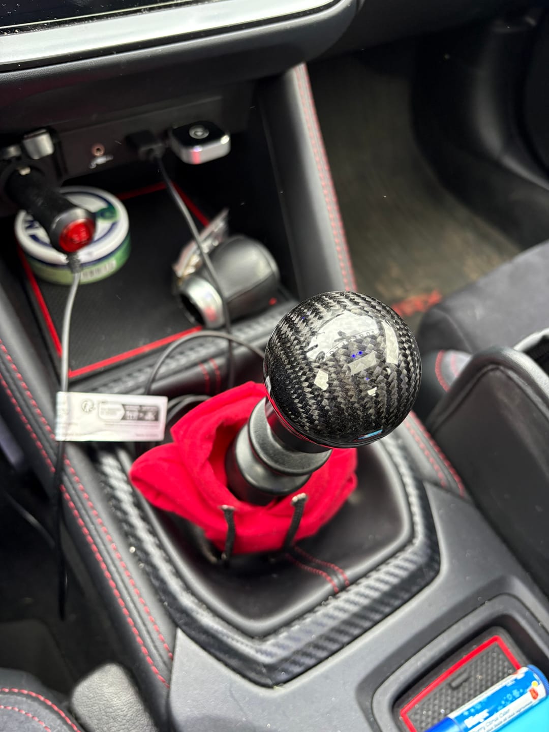 Customer photo review of Weighted Black Carbon Fiber Shift Knobs