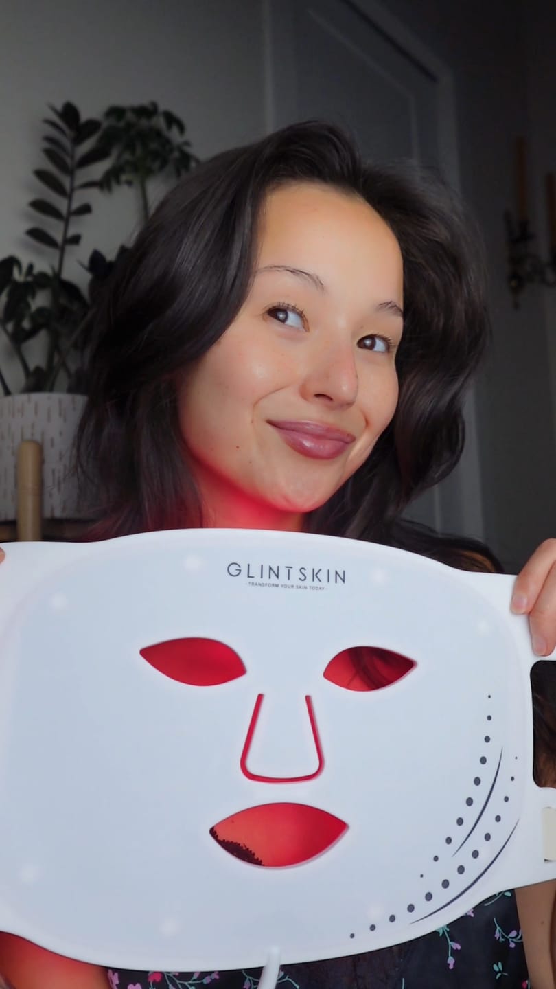 Customer photo review of LED Light Therapy Face Mask –Classic Series