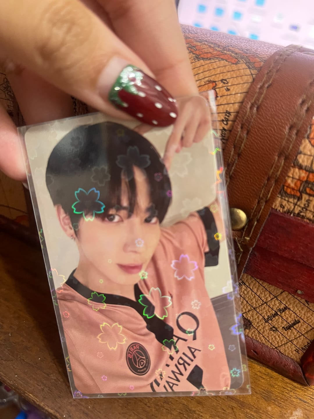 Customer photo review of PREMIUM HOLOGRAPHIC PHOTOCARD SLEEVES - SAKURA VERSION