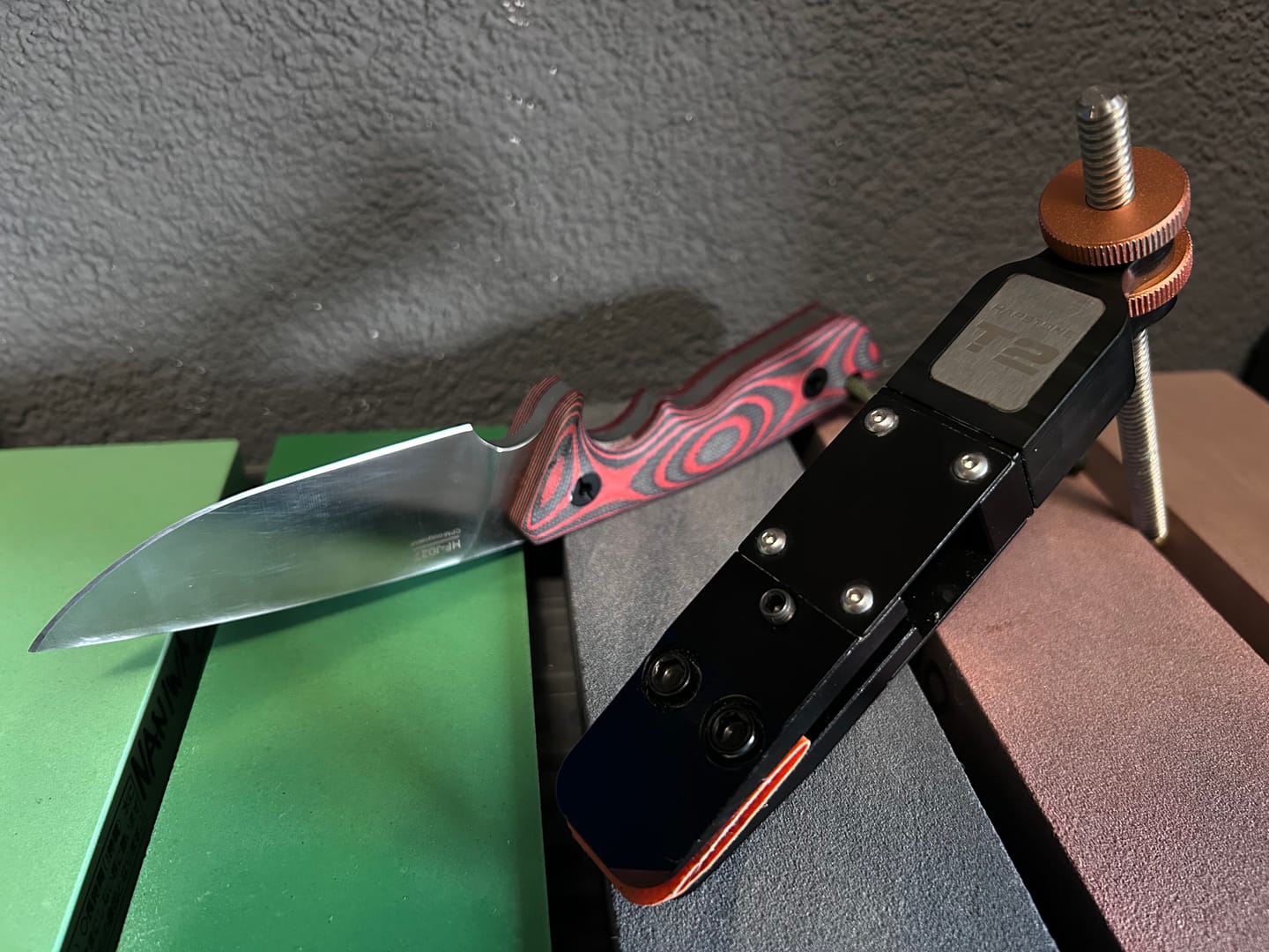 Customer photo review of Hapstone T2 Rotating Angled Knife Guide