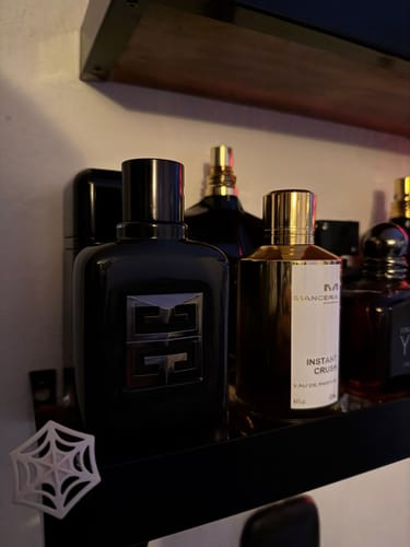 Reseña con foto de un cliente sobre Perfume Givenchy Gentleman Society Extreme EDP