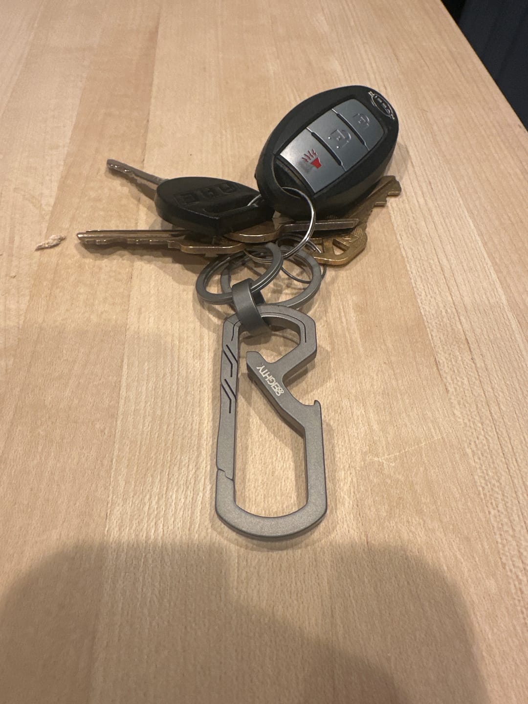 Customer photo review of 80Eighty® Titanium Keychain Clip