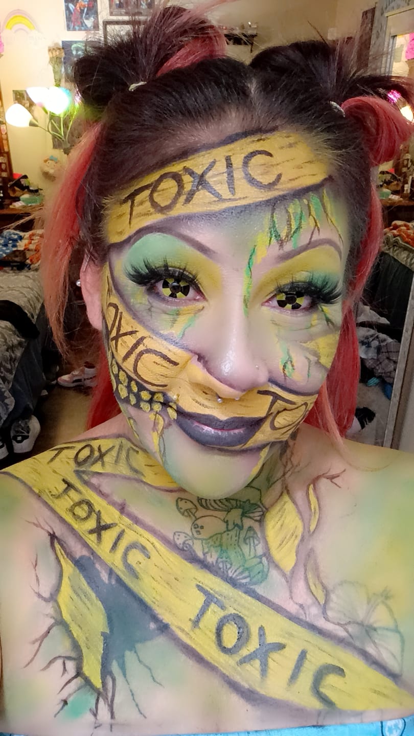 Customer photo review of Cosplay Circus Light Yellow Colored Contact Lenses