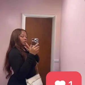 Customer photo review of Wavymy Layered Cut Chestnut Brown Wear Go Wigs 180% Density Straight 6x4 Lace Closure Wigs 100% Human Hair