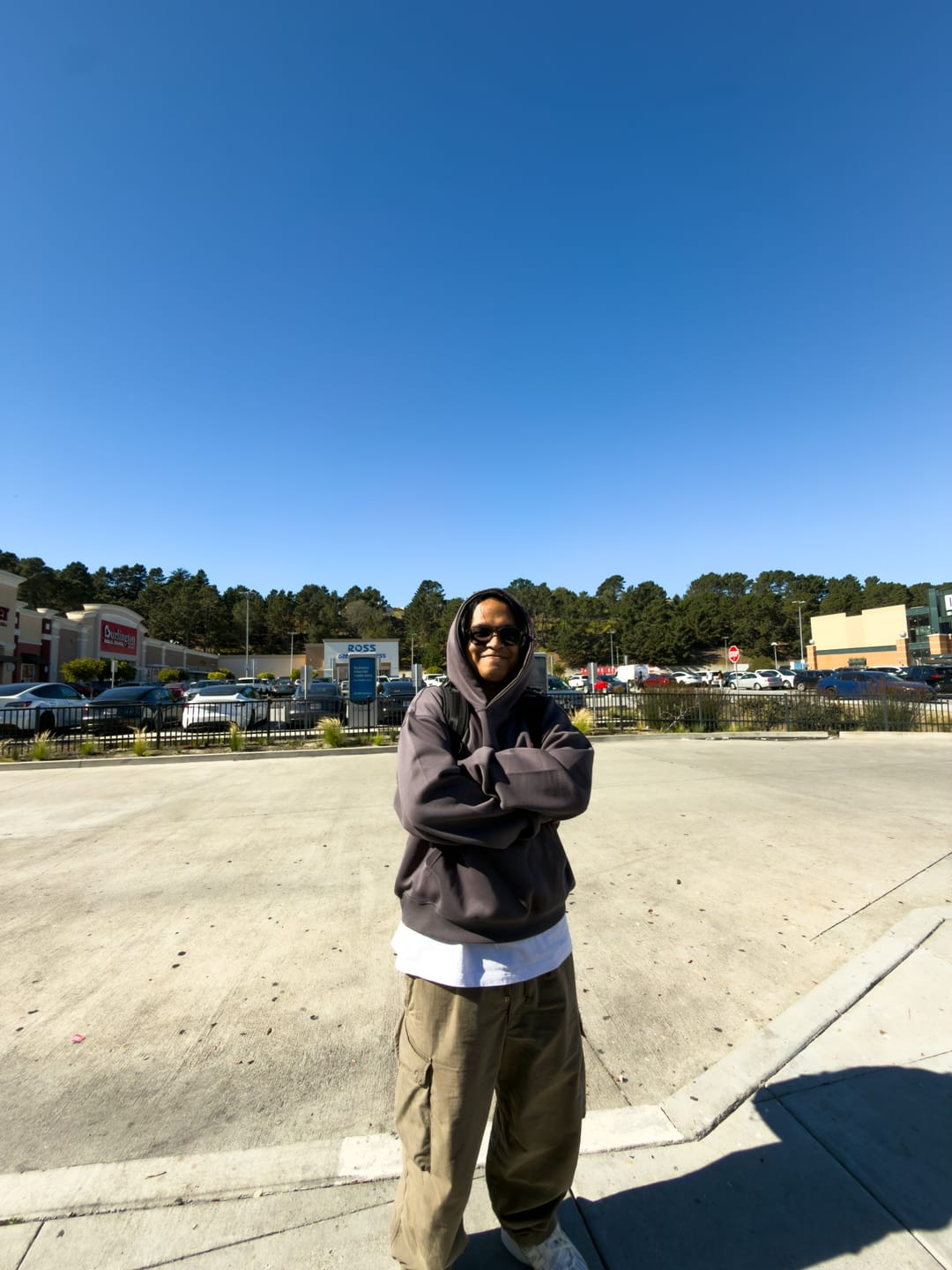 Customer photo review of Aelfric Eden Solid Pullover V302 Boxy Hoodie