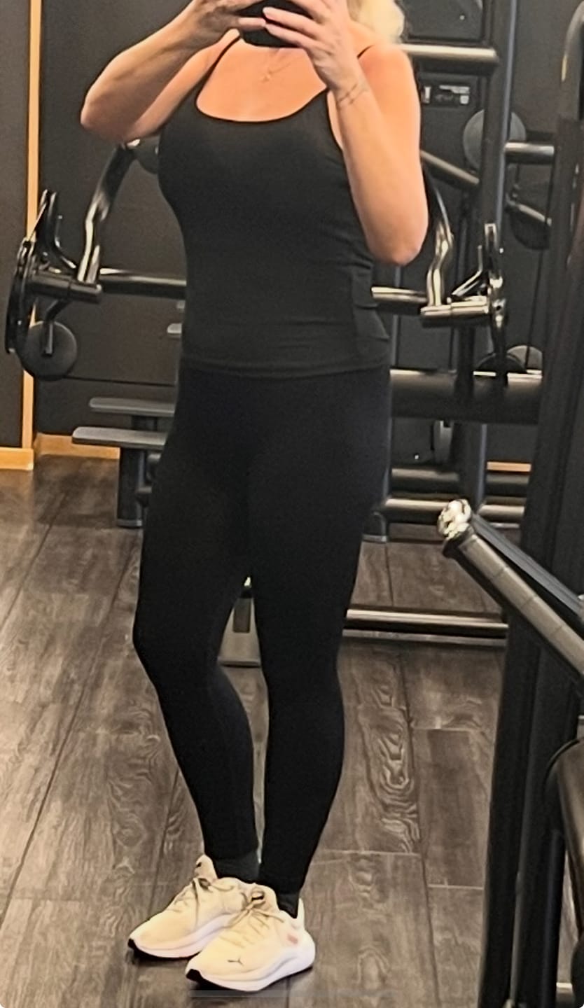 Customer photo review of Seamless Anti Cellulite Leggings