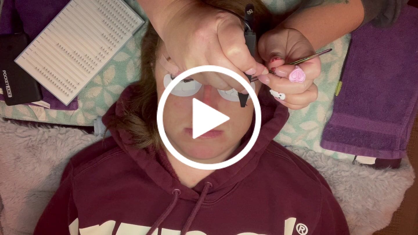 Customer video review of Lash Plus - LED Tweezer