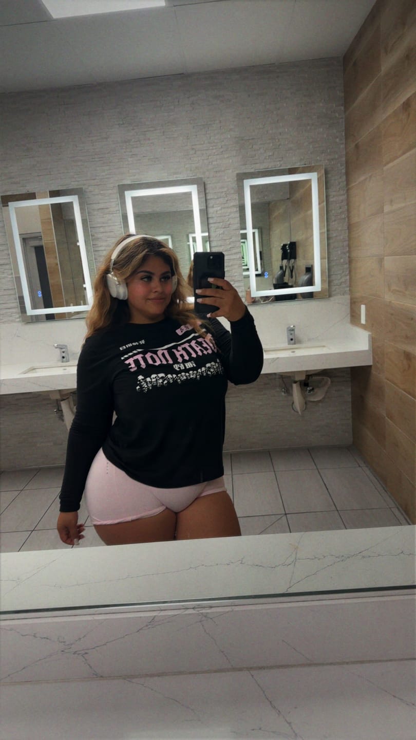 Customer photo review of 5216 - Soft AF Pullovers