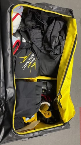 Customer photo review of Conway+Banks Hockey Bag