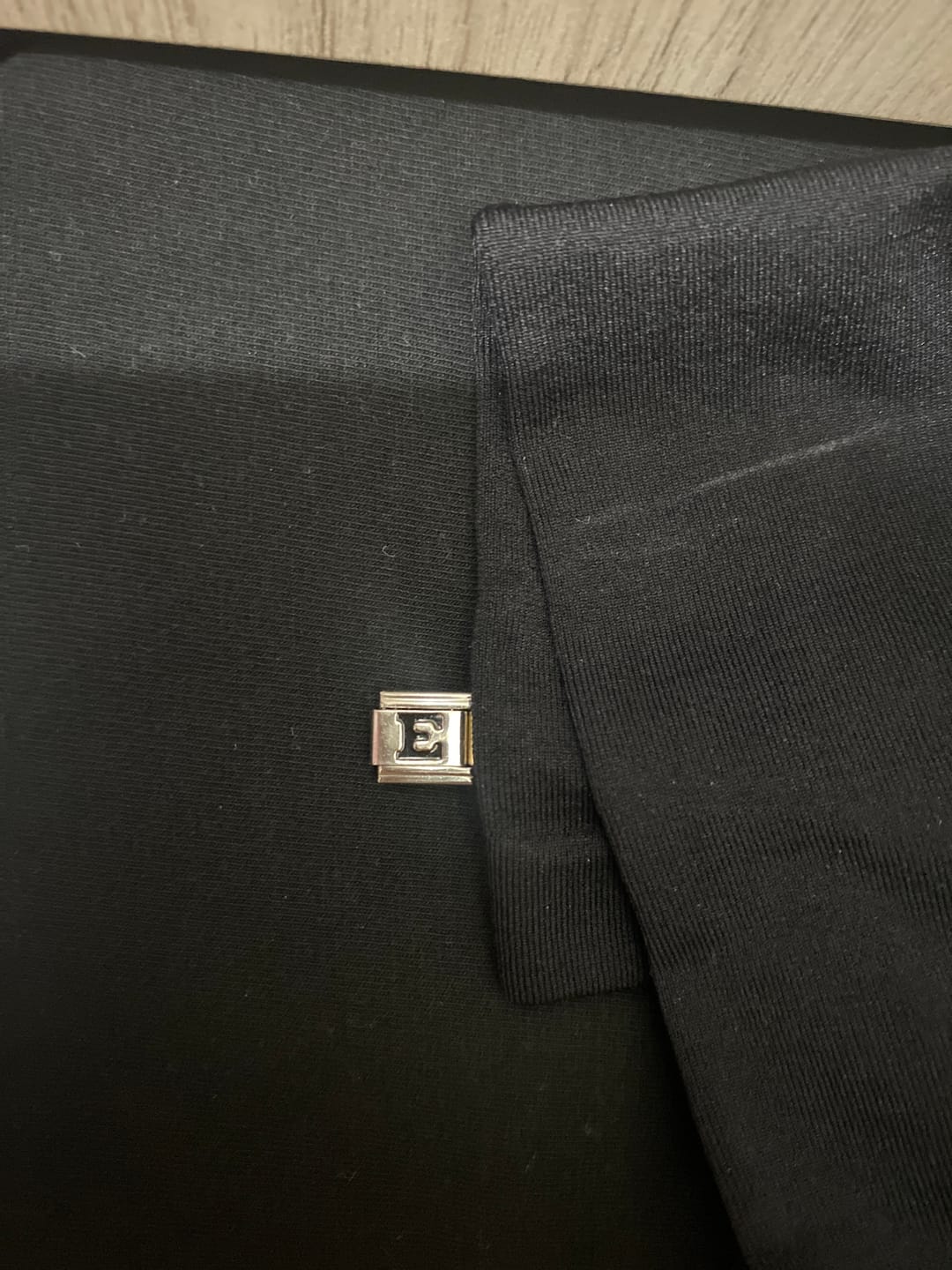 Customer photo review of Charm Inicial Negra