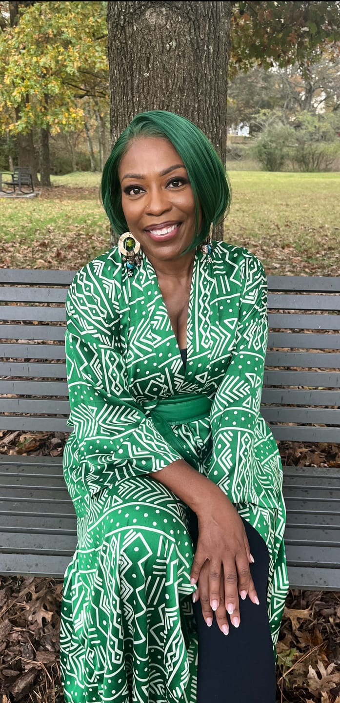 Customer photo review of Sensationnel Butta Lace Chic Bob Glueless HD Lace Front Wig - BOB UNIT 3
