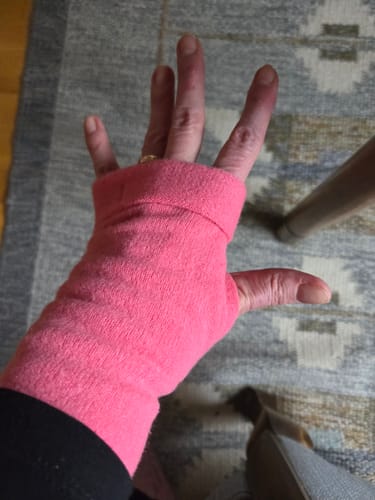 Customer photo review of Flamingo Pink Fingerless Gloves