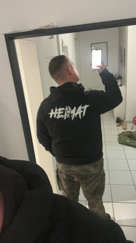 Customer photo review of Hoodie Heimatliebe Black