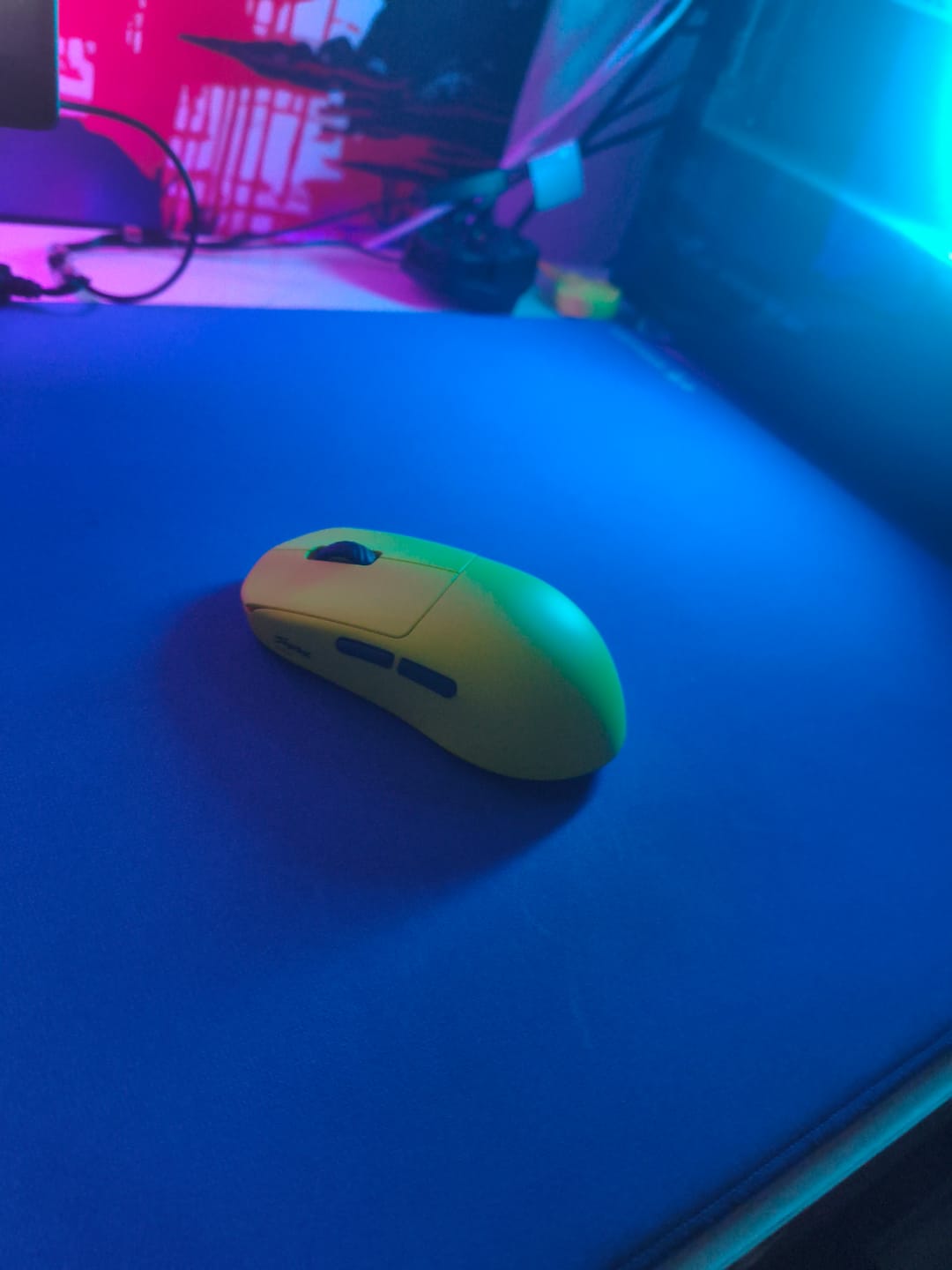 Customer photo review of Scyrox V8 8K Wireless Mouse