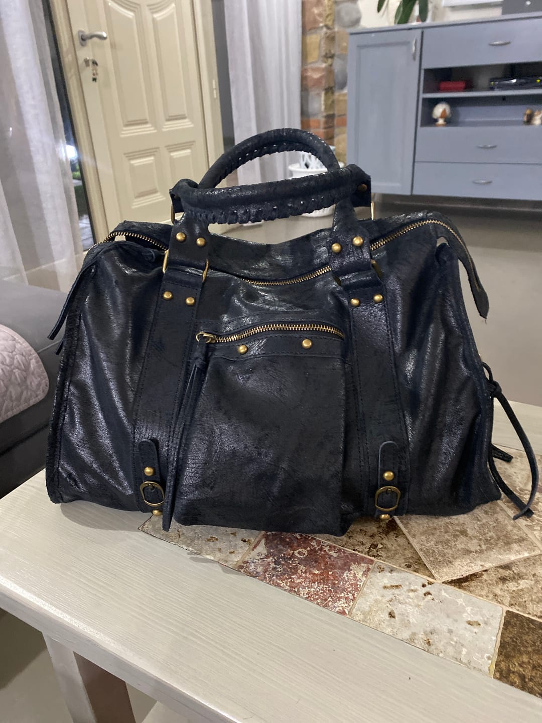 Customer photo review of It girl bag black