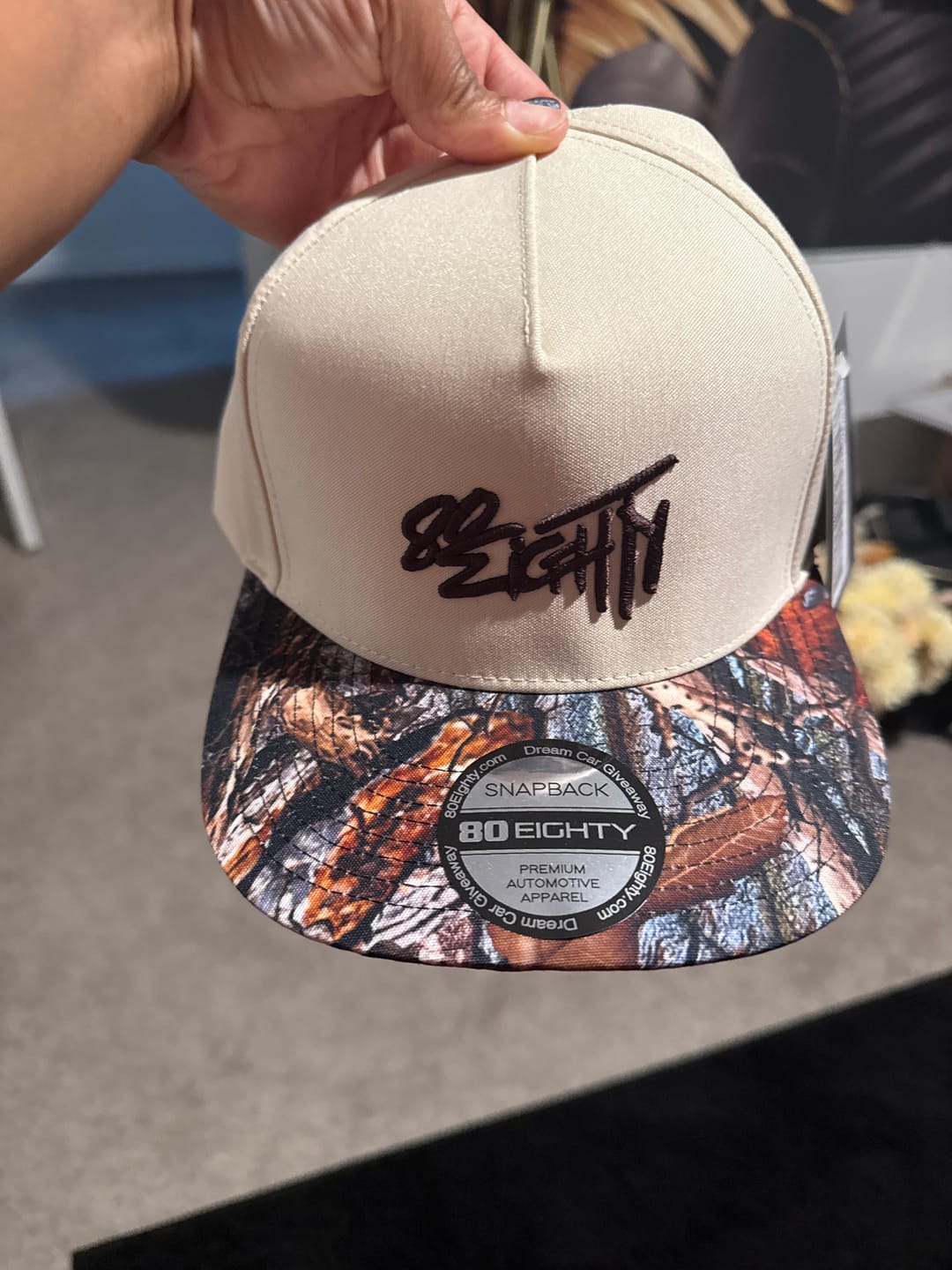 Customer photo review of 80Eighty® WhiteWood Hat