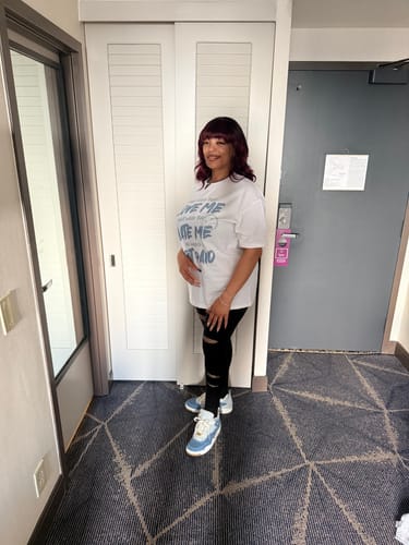 Customer photo review of I Got Paid SNRT Sneaker Tees - Air Jordan 4 Denim