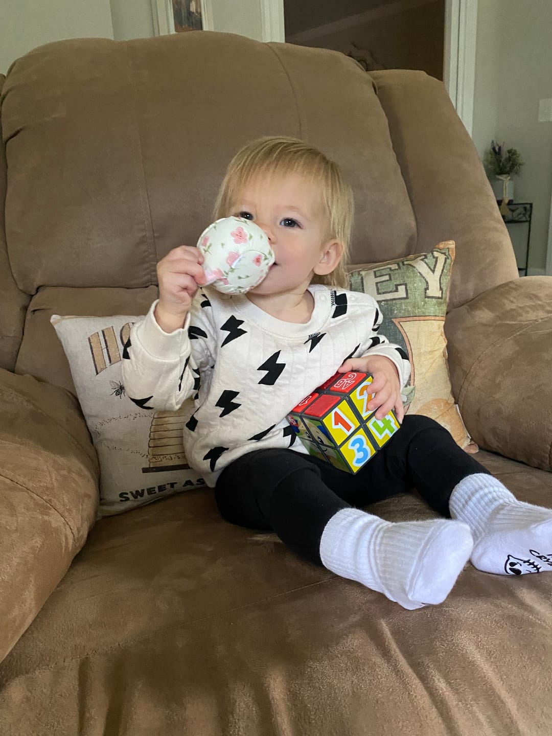 Customer photo review of A Little Teapot Playset