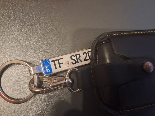 Customer photo review of Kennzeichen Schlüsselanhänger Mini Nummernschild Metall