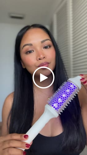 Customer video review of Ultra Violet Thermal Brush